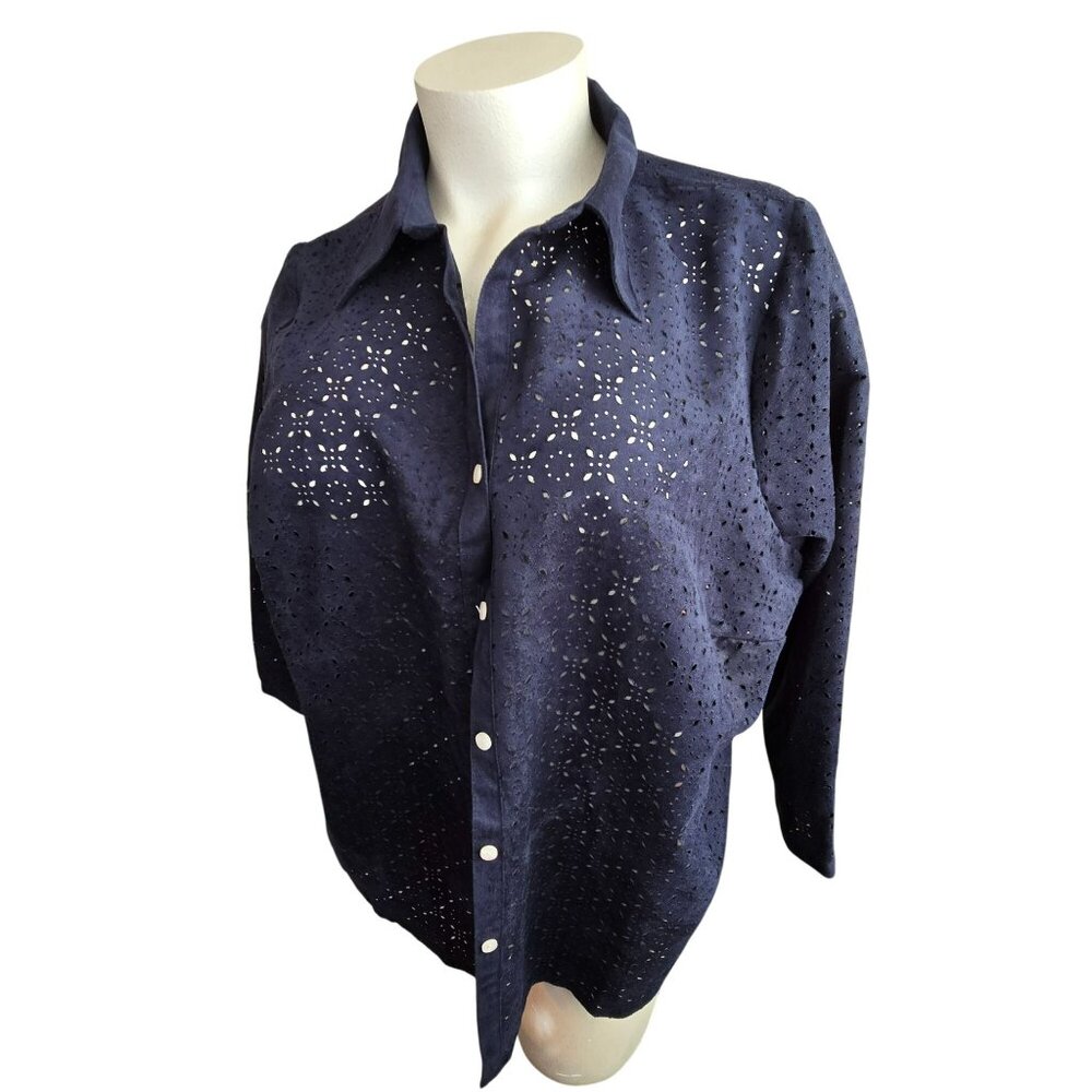 Navy Blue Eyelet Button-Up Collared Shirt Avenue Sueded Soft Size 26/28 JJ4043